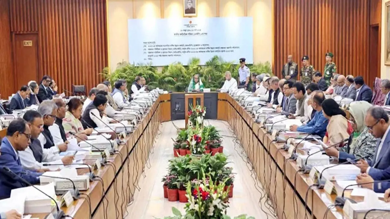 উন্নয়ন প্রকল্পে অর্থ বরাদ্দে চার খাতকে গুরুত্বের নির্দেশ