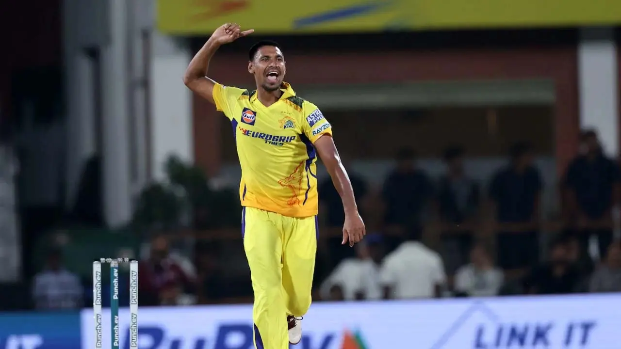 সন্ধ্যায় দিল্লির মাঠে নামছে চেন্নাই, একাদশে থাকবেন মুস্তাফিজ?