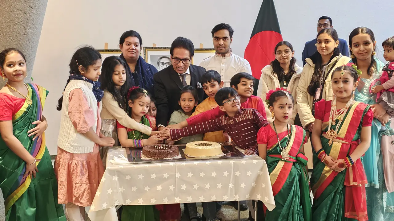 বার্লিনে বঙ্গবন্ধুর জন্মবার্ষিকী ও জাতীয় শিশু দিবস উদযাপন