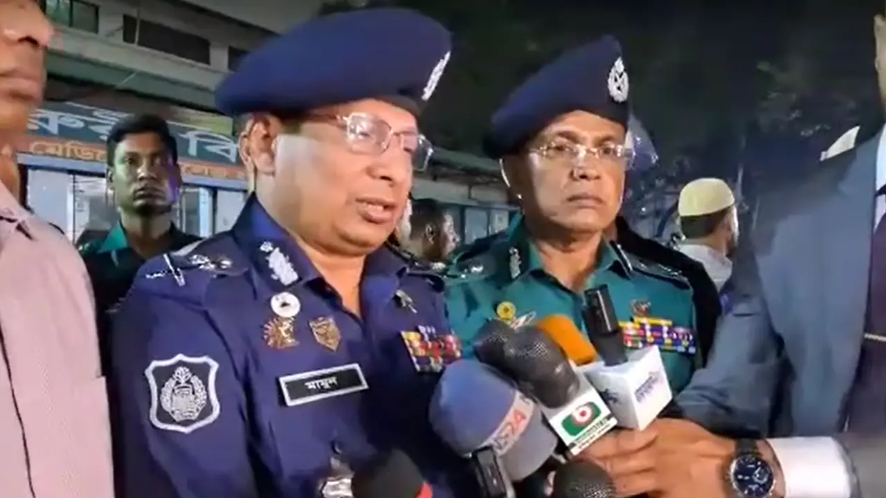 বেইলি রোডের আগুনে ৪৪ জন নিহত : আইজিপি