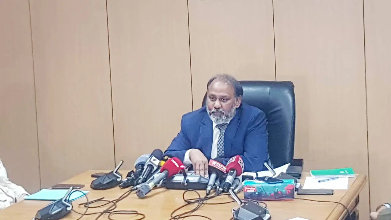 ১২ ব্যাংকের অবস্থা ‘খুবই খারাপ’, ৯টিতে জ্বলছে লাল বাতি