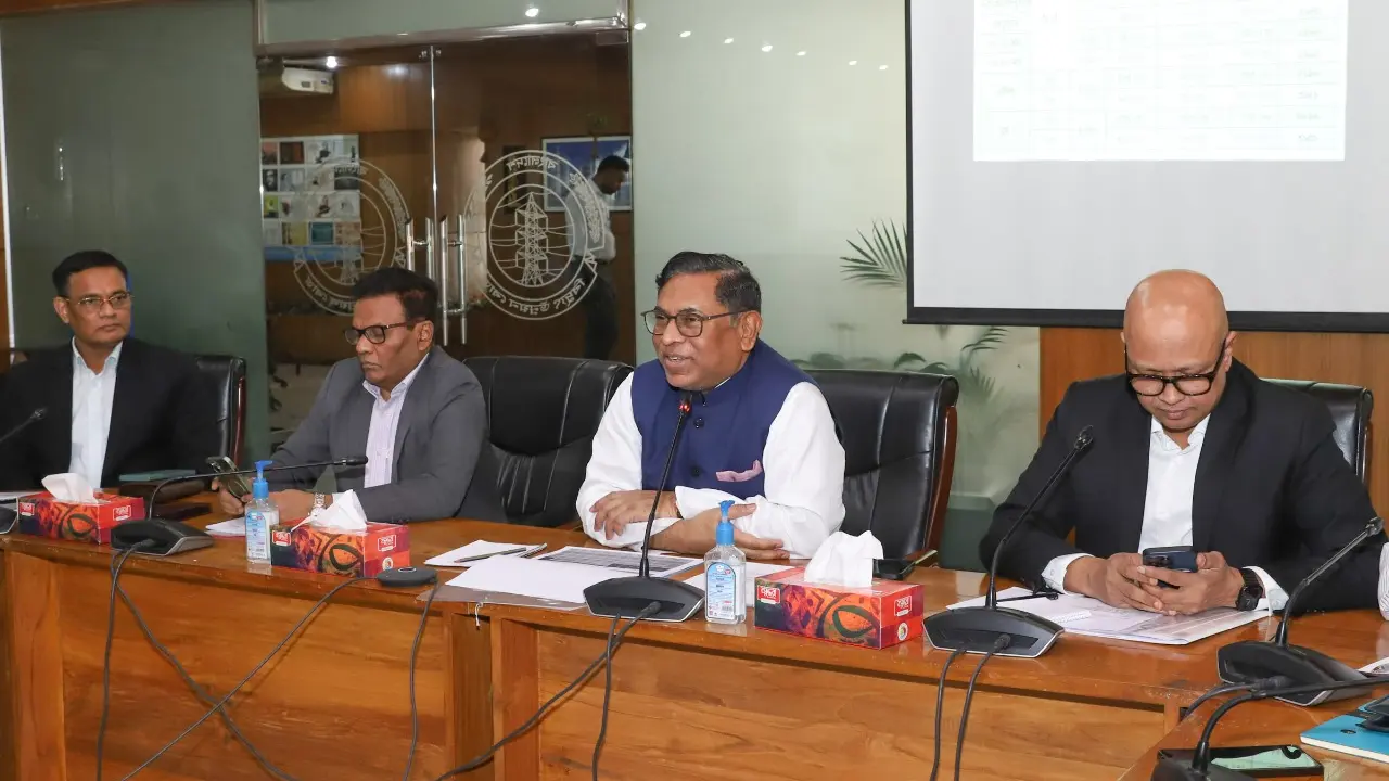 বাসাবাড়িতে এলপিজি ব্যবহারের পরামর্শ প্রতিমন্ত্রীর