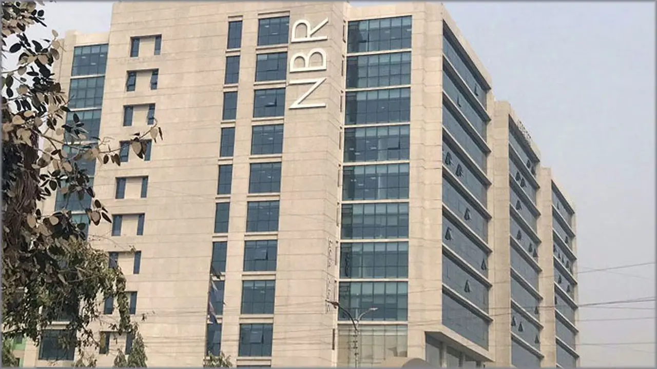 ৮ মাসেও রাজস্বে পিছিয়ে ১৮ হাজার কোটি টাকা