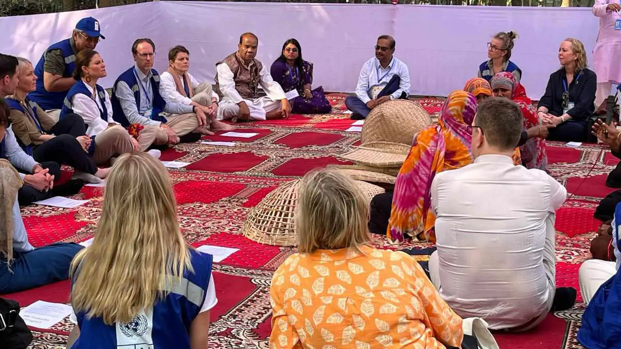 হাতিয়ার মানুষের জীবনমান উন্নয়নে কাজ করবেন ভিক্টোরিয়া