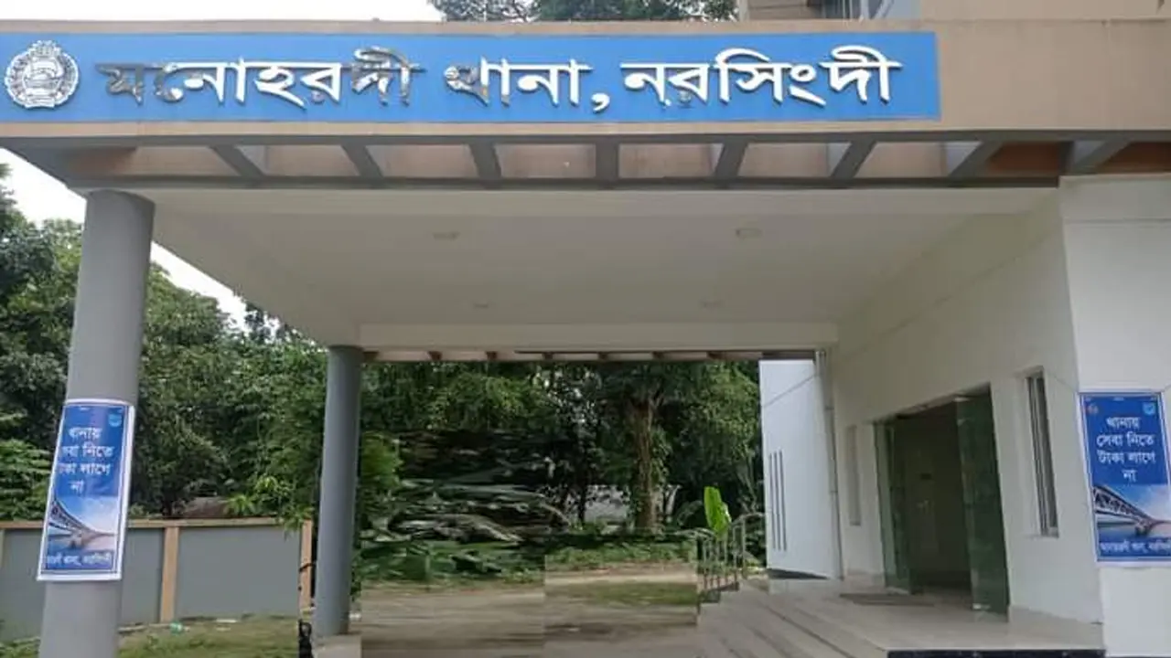 ছেলের শাবলের আঘাতে মায়ের মৃত্যু