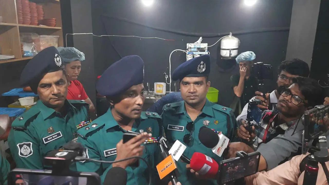 ওয়ারীতে আবাসিক ভবনে রেস্টুরেন্টের বিরুদ্ধে অভিযান