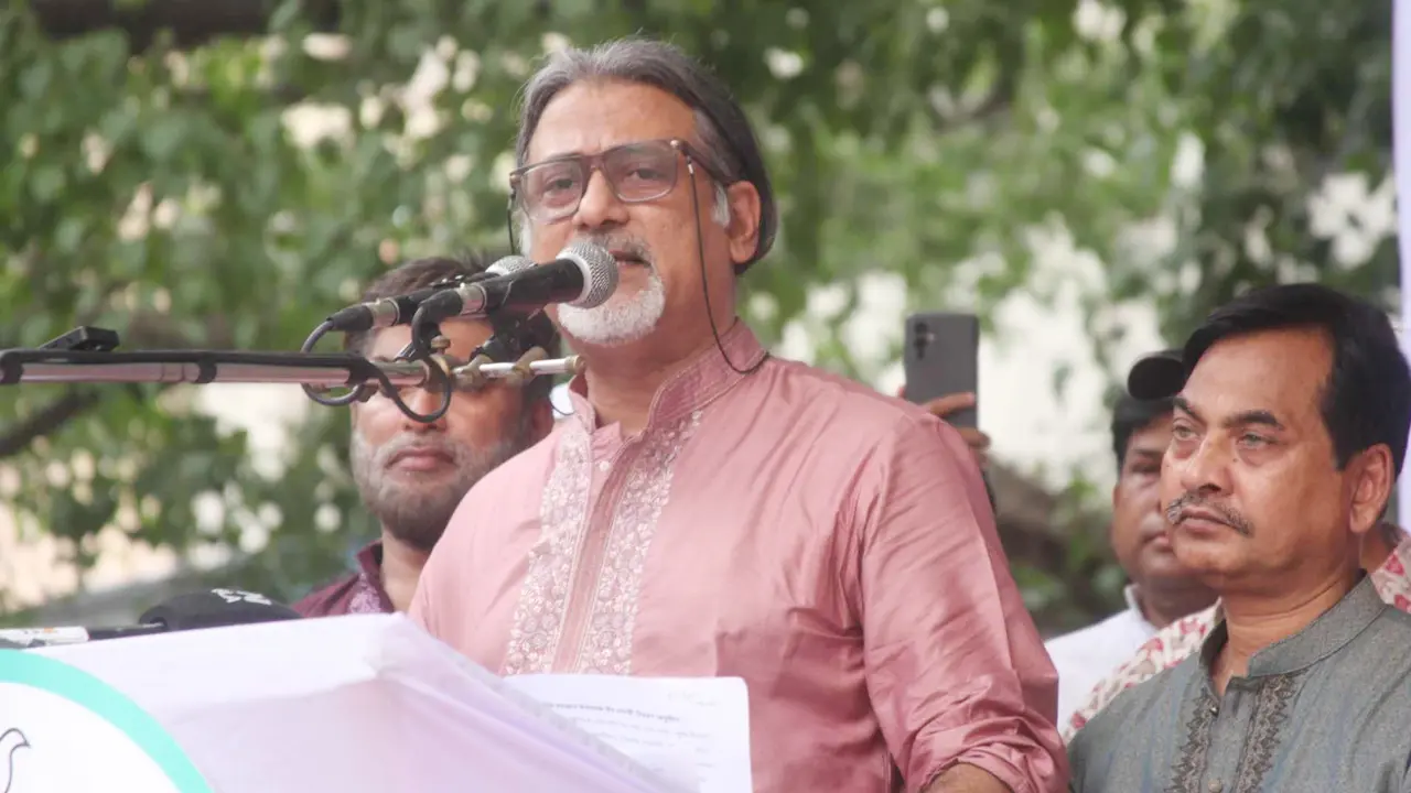 অগ্নিকাণ্ডের পেছনে বিএনপির হাত আছে কি না দেখতে হবে : পরশ