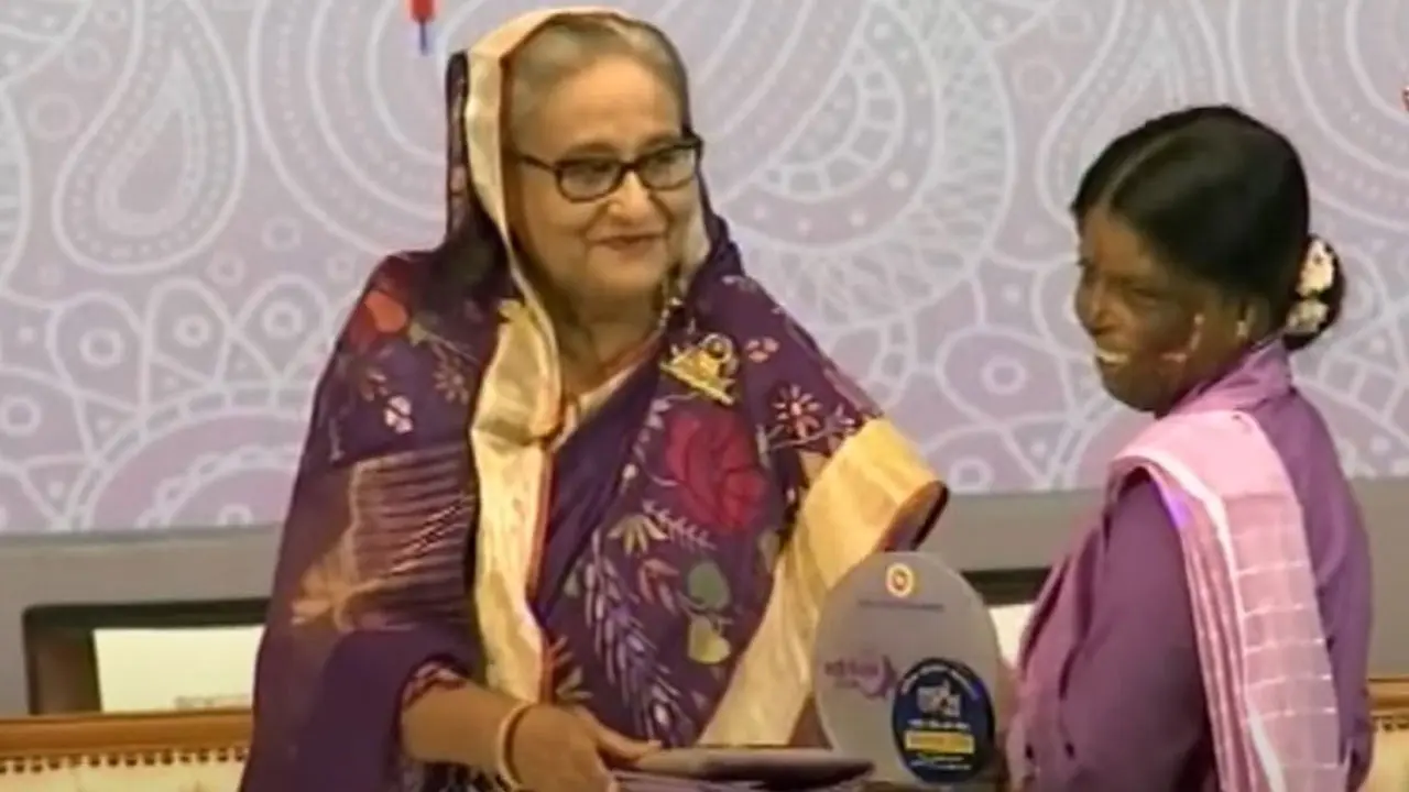নারী দিবসে সম্মাননা পেলেন ৫ জয়িতা