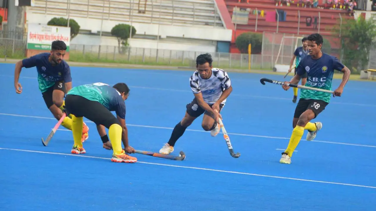 মোহামেডান ও পুলিশের জয়