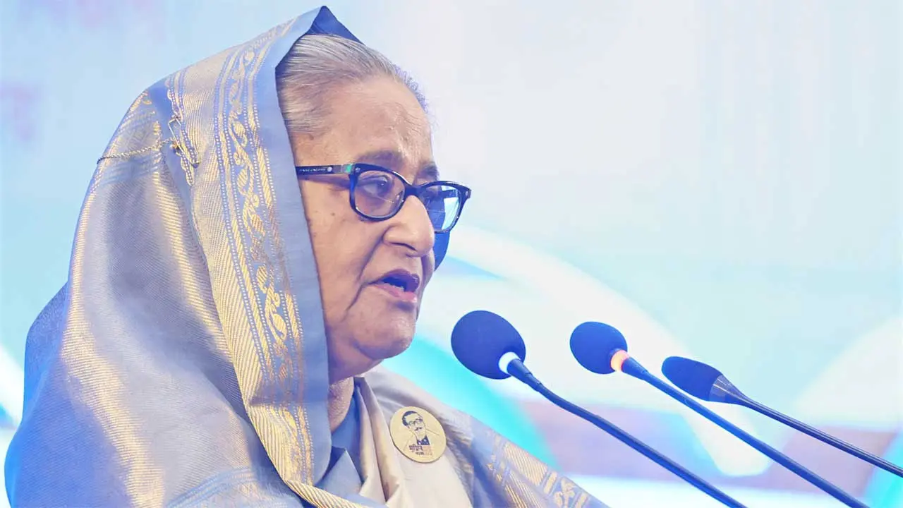 মজুতদারি ও জাল টাকার বিরুদ্ধে অভিযান জোরদার করুন