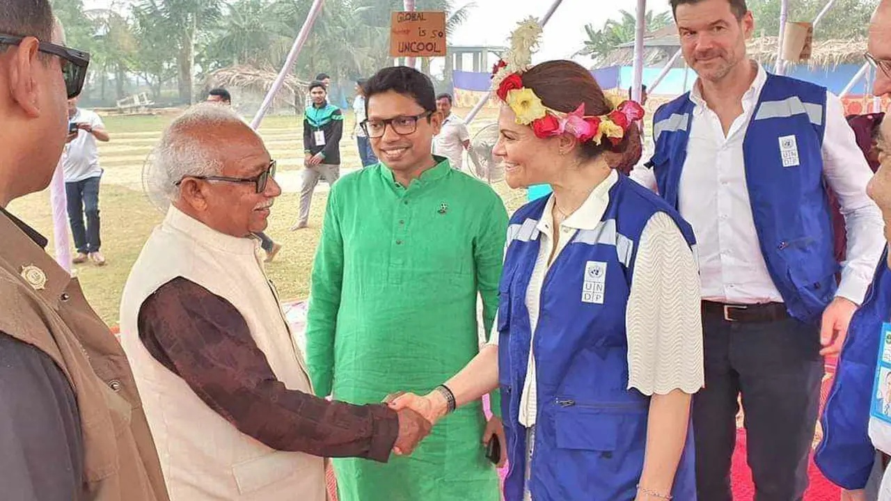 খুলনায় পৌঁছেছেন সুইডেনের রাজকন্যা 