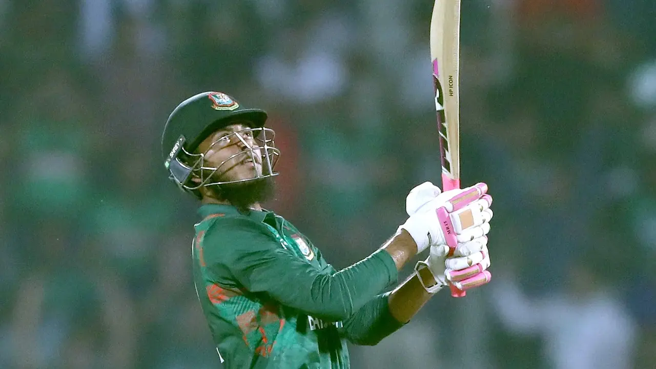 ঝোড়ো ফিফটিতে রিশাদের রেকর্ড