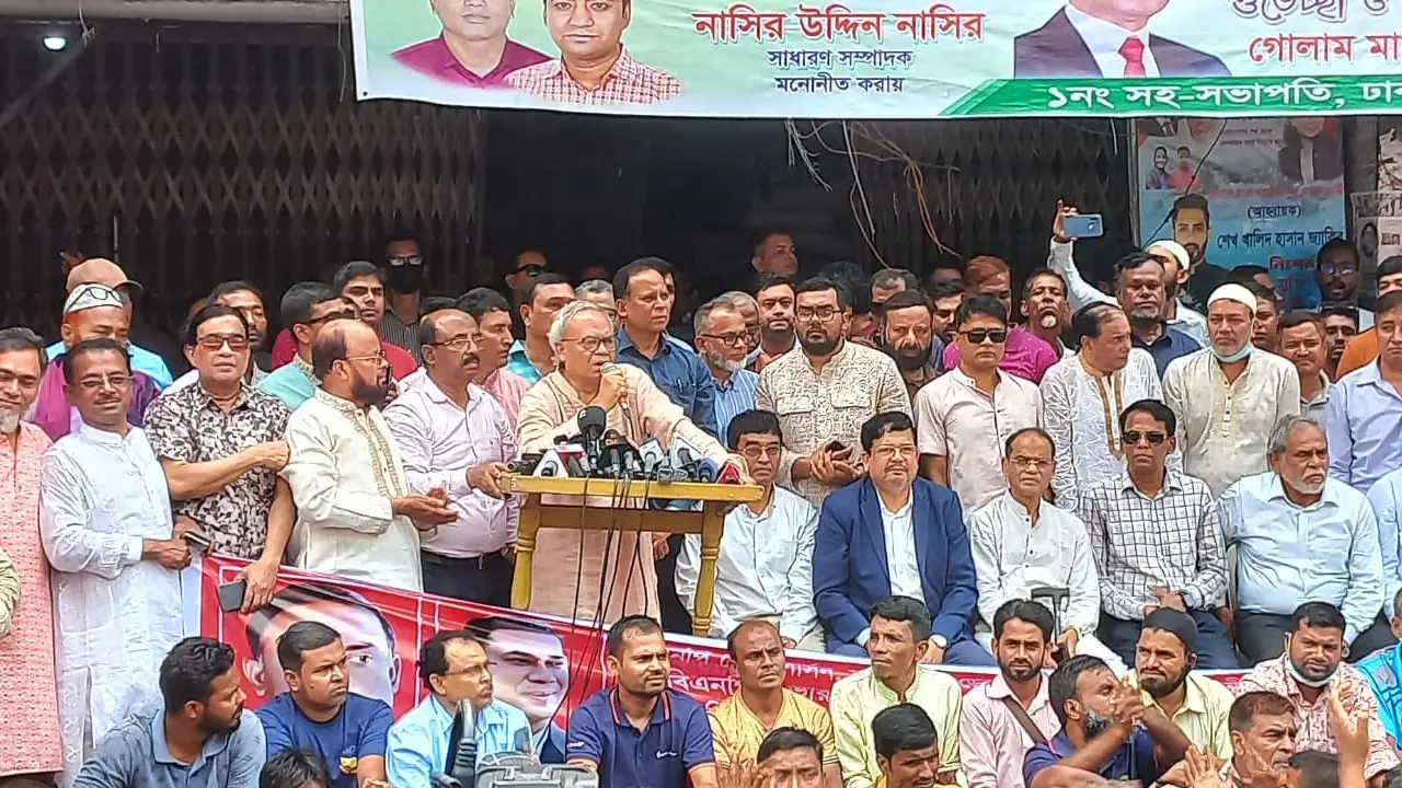 সংখ্যাগরিষ্ঠ জনগোষ্ঠীর ধর্মীয় অধিকার হরণ করেছে সরকার : রিজভী