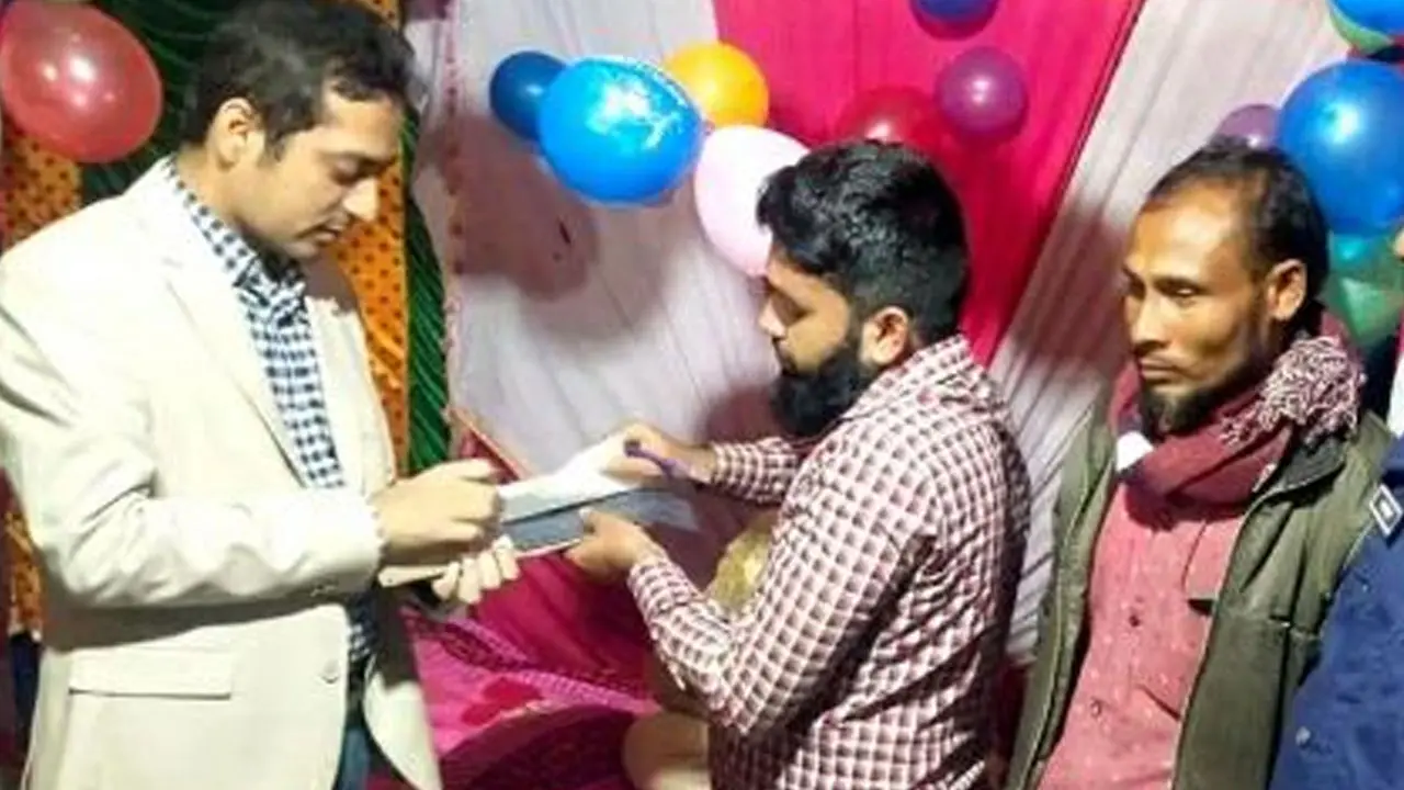 নবম শ্রেণির ছাত্রীর বিয়ের আয়োজন, কনের বাবা ও বরকে জরিমানা