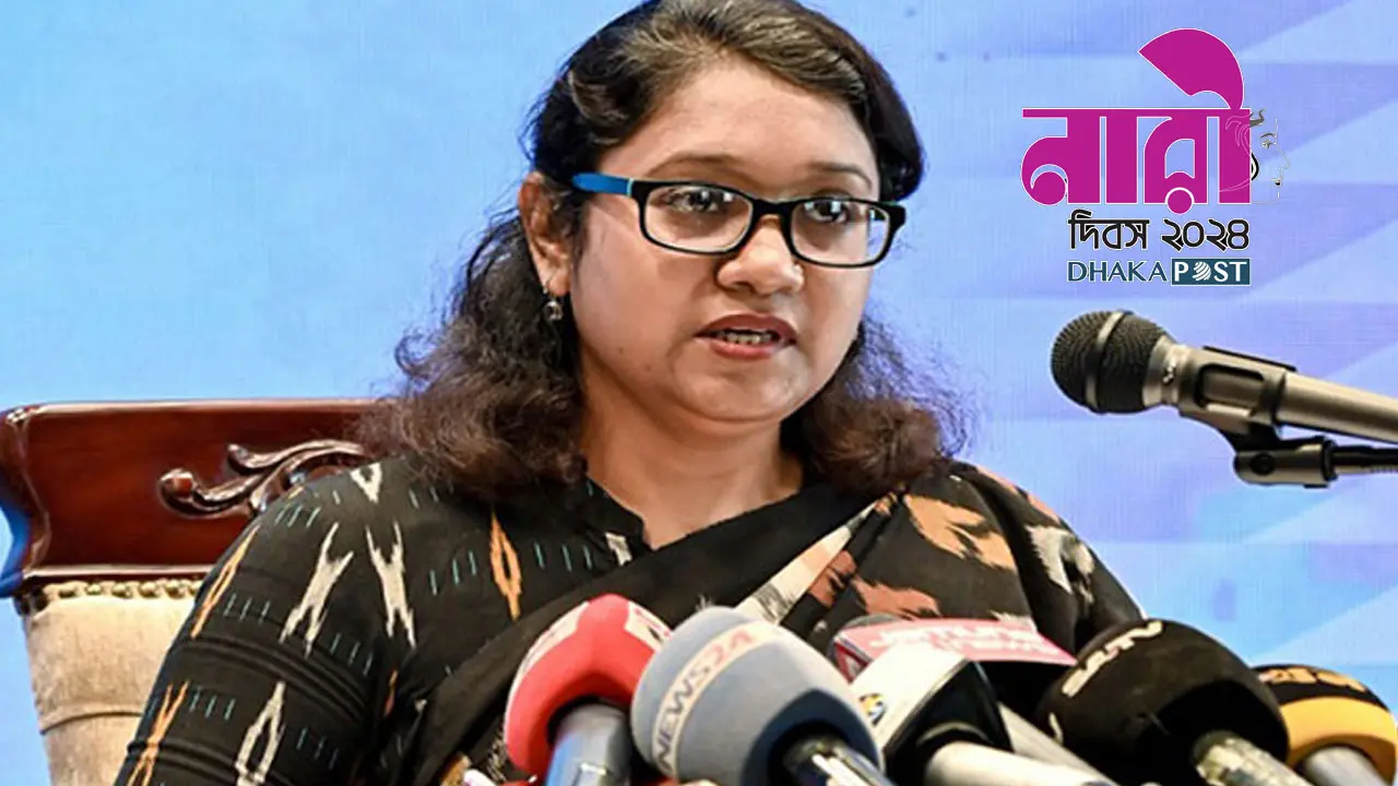 কূটনীতি নিয়ে সাংবাদিকদের কঠিন প্রশ্নের ‘চ্যালেঞ্জ’ নেন যে নারী