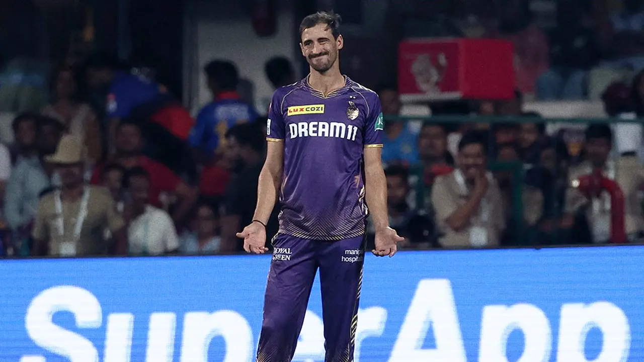 ২ ম্যাচে লজ্জার ‘সেঞ্চুরি’ স্টার্কের, নেপথ্যে ‘অতিরিক্ত দাম’