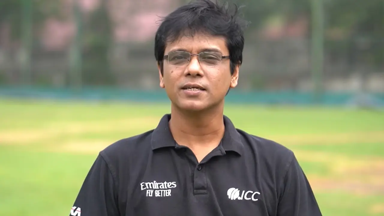 ক্রিকেটার থেকে যেভাবে এলিট আম্পায়ার সৈকত