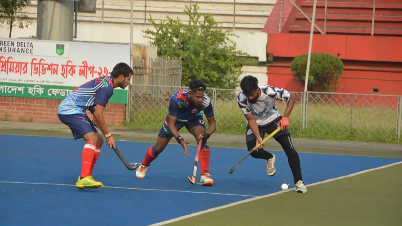 ৬ গোলের রোমাঞ্চে মোহামেডান-উষার পয়েন্ট ভাগাভাগি