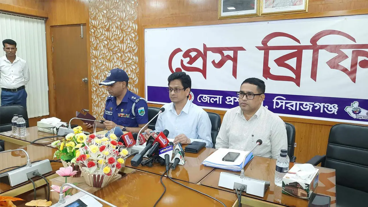 প্রার্থীর পক্ষে গোপন বৈঠক, হোতাসহ ৫ প্রিসাইডিং অফিসার গ্রেপ্তার