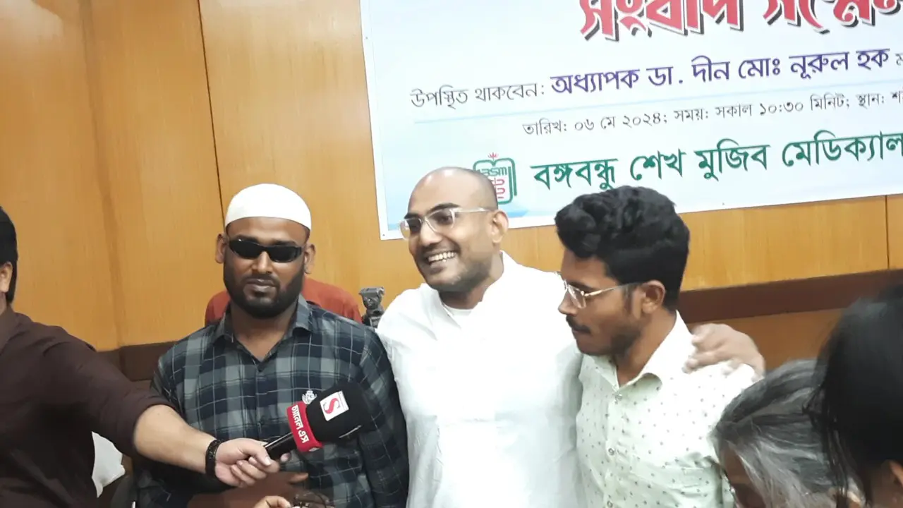বাবা হারালেও দুই ভাই পেয়ে খুশি শিব নারায়ণের ছেলে