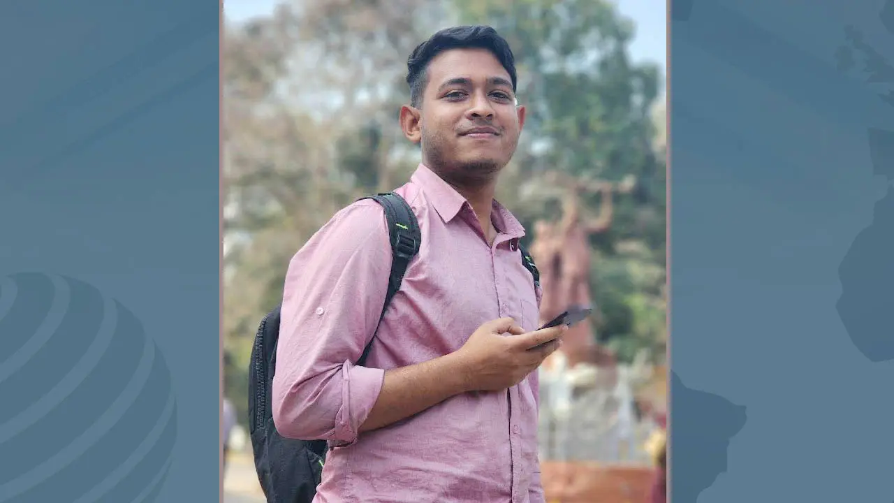 শোকজের পর জানা গেল চবির ছাত্রলীগকর্মী ভুয়া শিক্ষার্থী