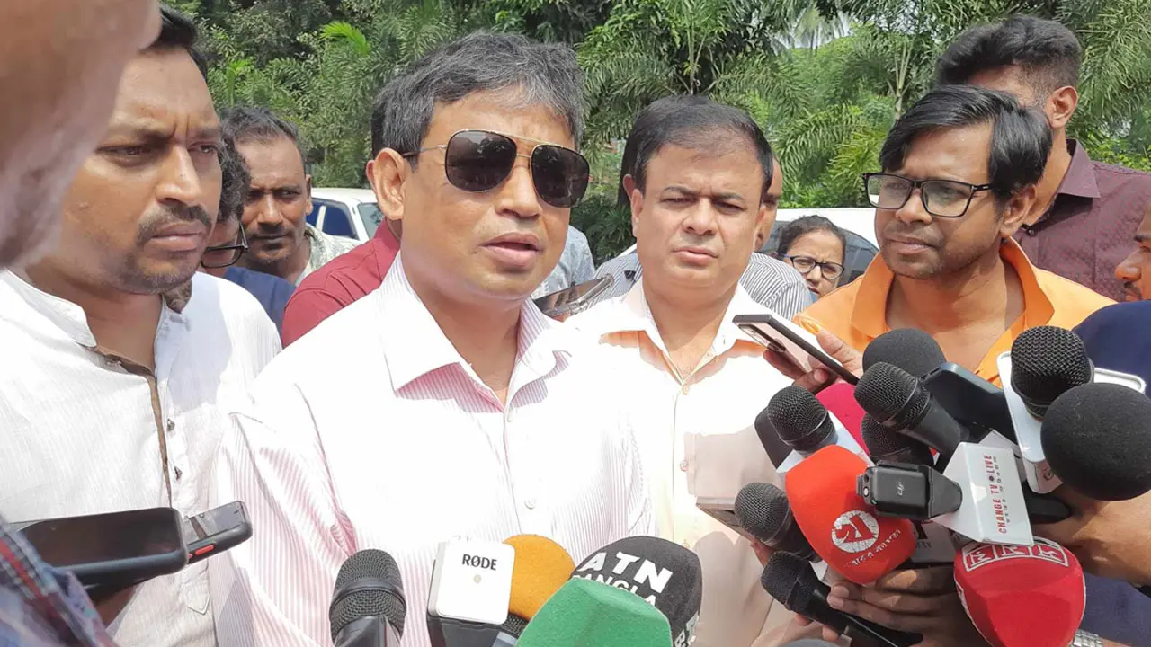 এমপি আনার হত্যার কারণ জানতে নিবিড় তদন্ত চলছে : ডিবি প্রধান