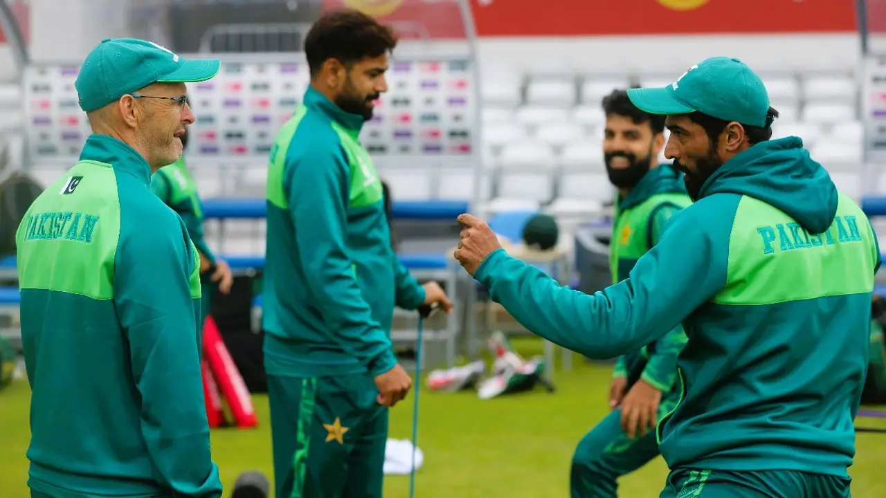 পাকিস্তানের দল ঘোষণার আগে নতুন নাটক!