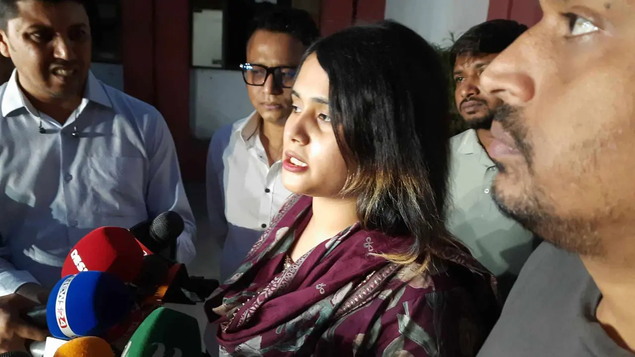 বাবাকে ফোনে না পাওয়ার কারণেই ডিবি কার্যালয়ে এসেছি