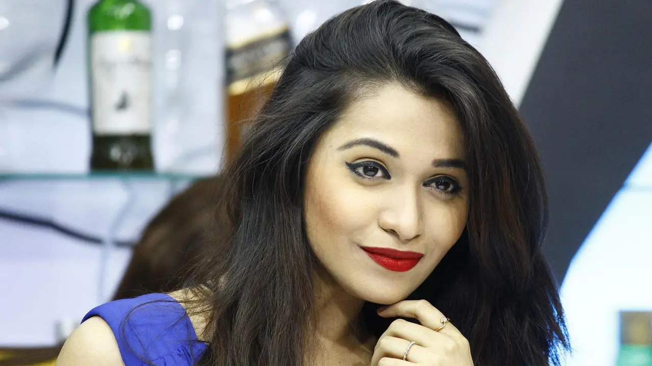 চুলের জন্য সেরা ৫ খাবার