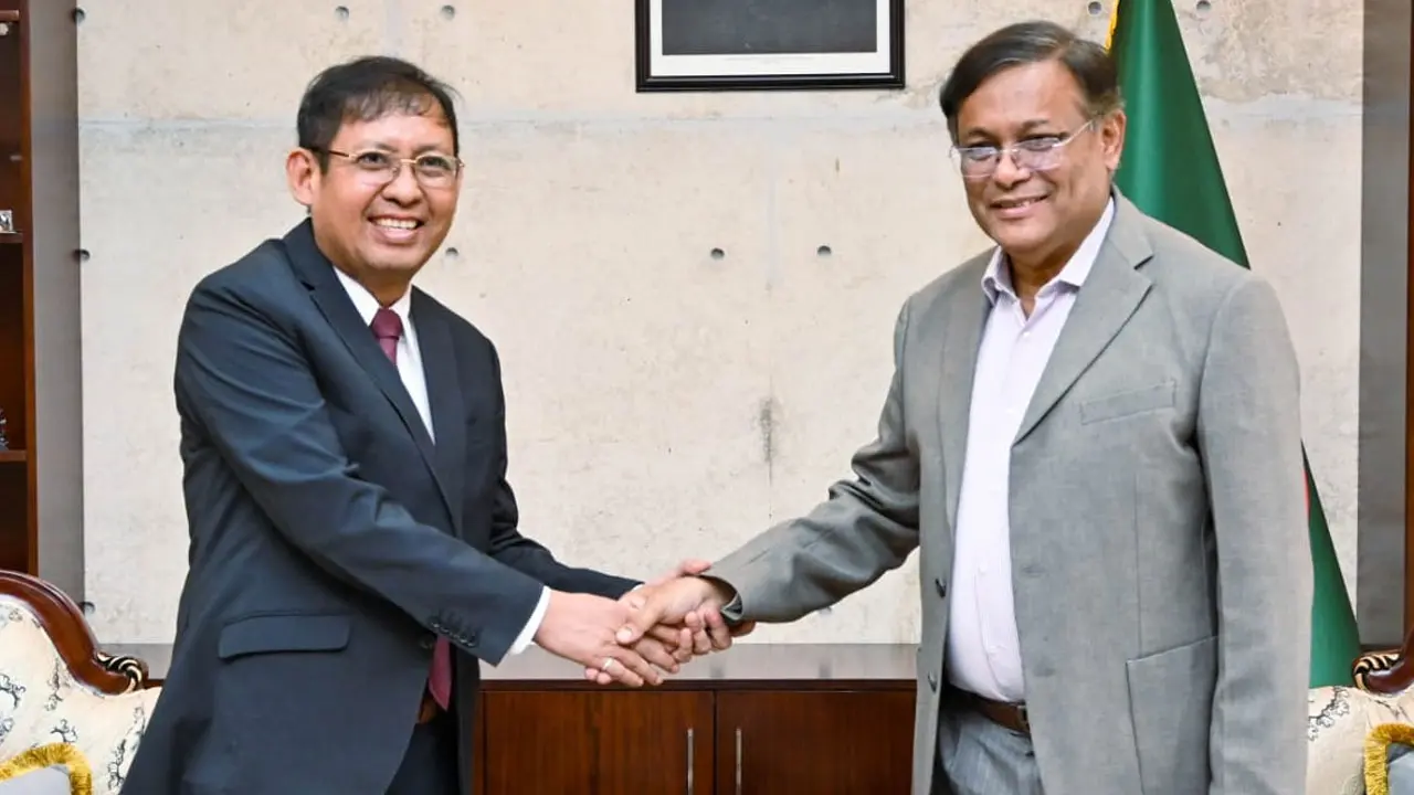 পররাষ্ট্রমন্ত্রীর সঙ্গে মিয়ানমারের বিদায়ী রাষ্ট্রদূতের সাক্ষাৎ