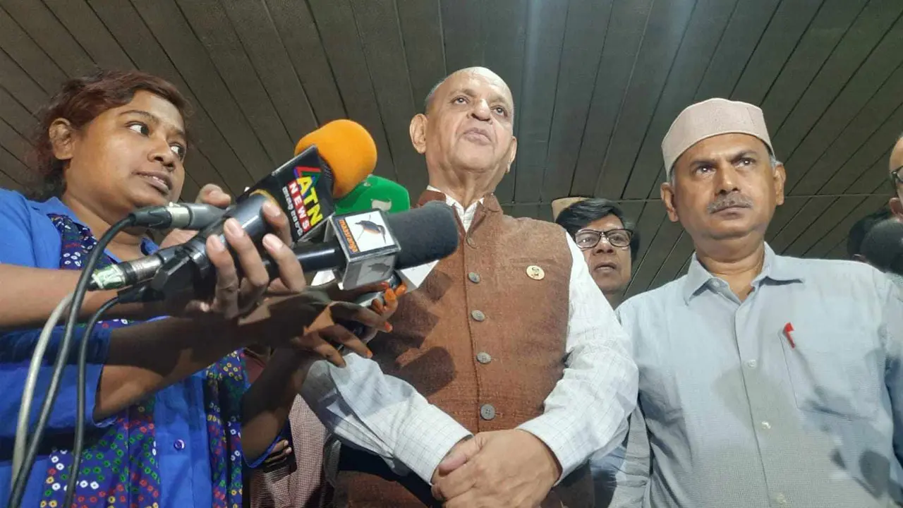 অ্যাস্ট্রাজেনেকার টিকায় পার্শ্বপ্রতিক্রিয়া ছিল কি না দেখতে হবে