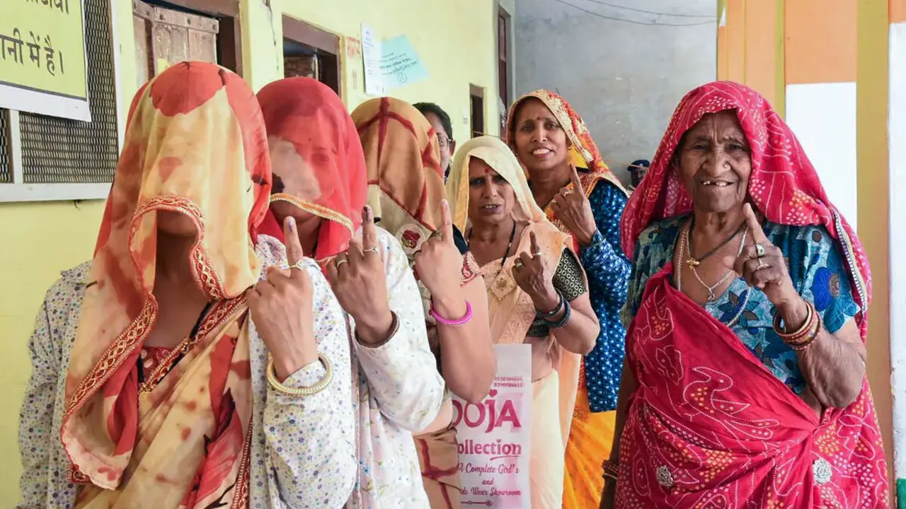 ভারতে লোকসভা নির্বাচনের ৩য় দফার ভোটগ্রহণ শুরু
