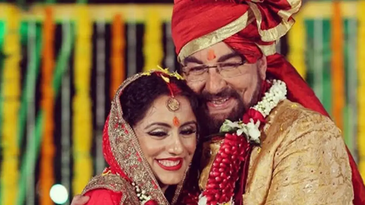 ৭০ বছরে চতুর্থ বিয়ে, অভিনেতার স্ত্রী নিজের মেয়ের থেকেও ছোট!