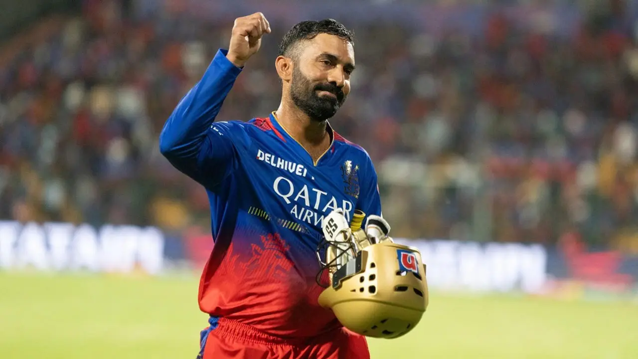 বেঙ্গালুরুর হারের পরেই অবসরে ভারতীয় তারকা