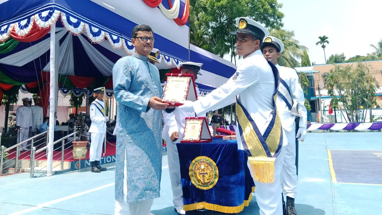 নৌ খাতের সাফল্য ধরে রাখতে হবে : নৌ প্রতিমন্ত্রী