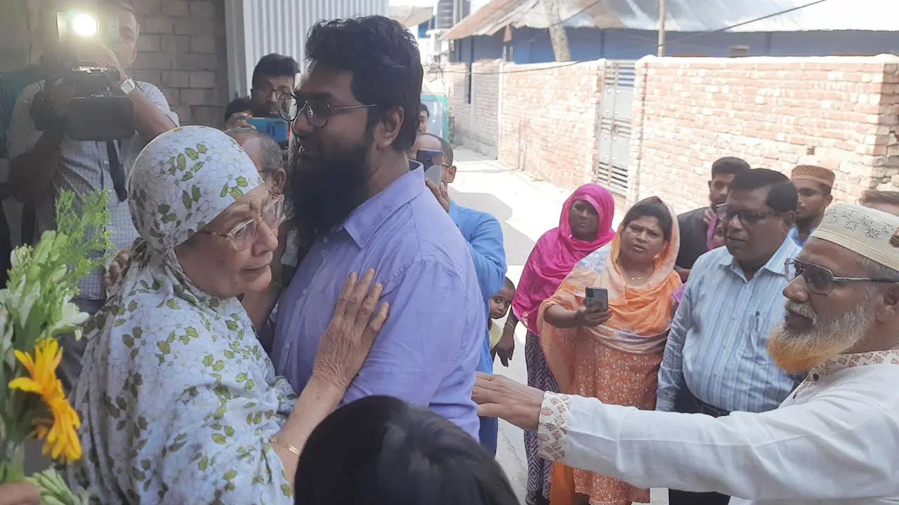 সবার ভালোবাসায় সিক্ত প্রকৌশলী তৌফিক, পরিবারে আনন্দের জোয়ার