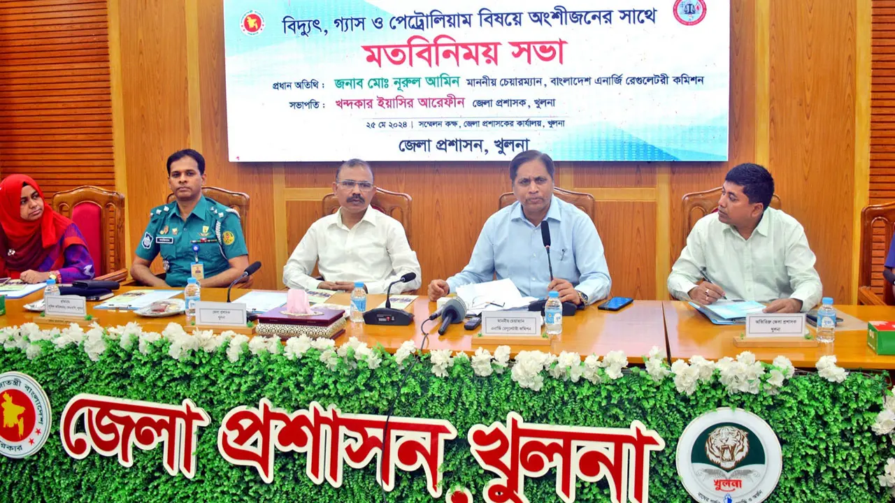 ‘যত্রতত্র এলপিজি গ্যাস বিক্রি বন্ধ করতে হবে’