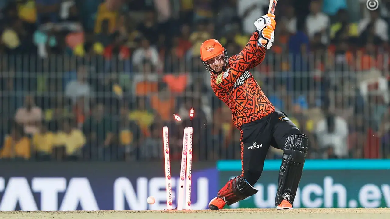 ফাইনালে হায়দরাবাদের লজ্জার তিন রেকর্ড 