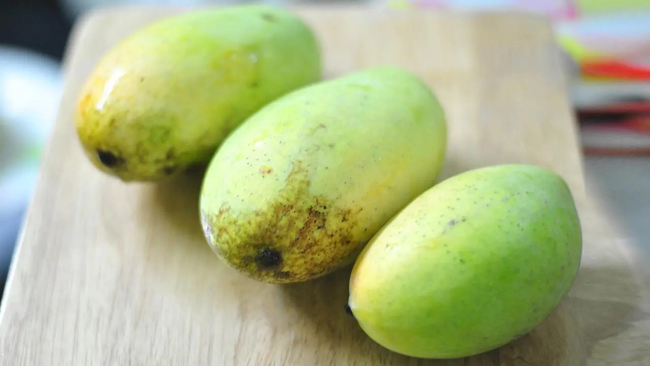 আম খেলে কি ওজন বাড়ে?
