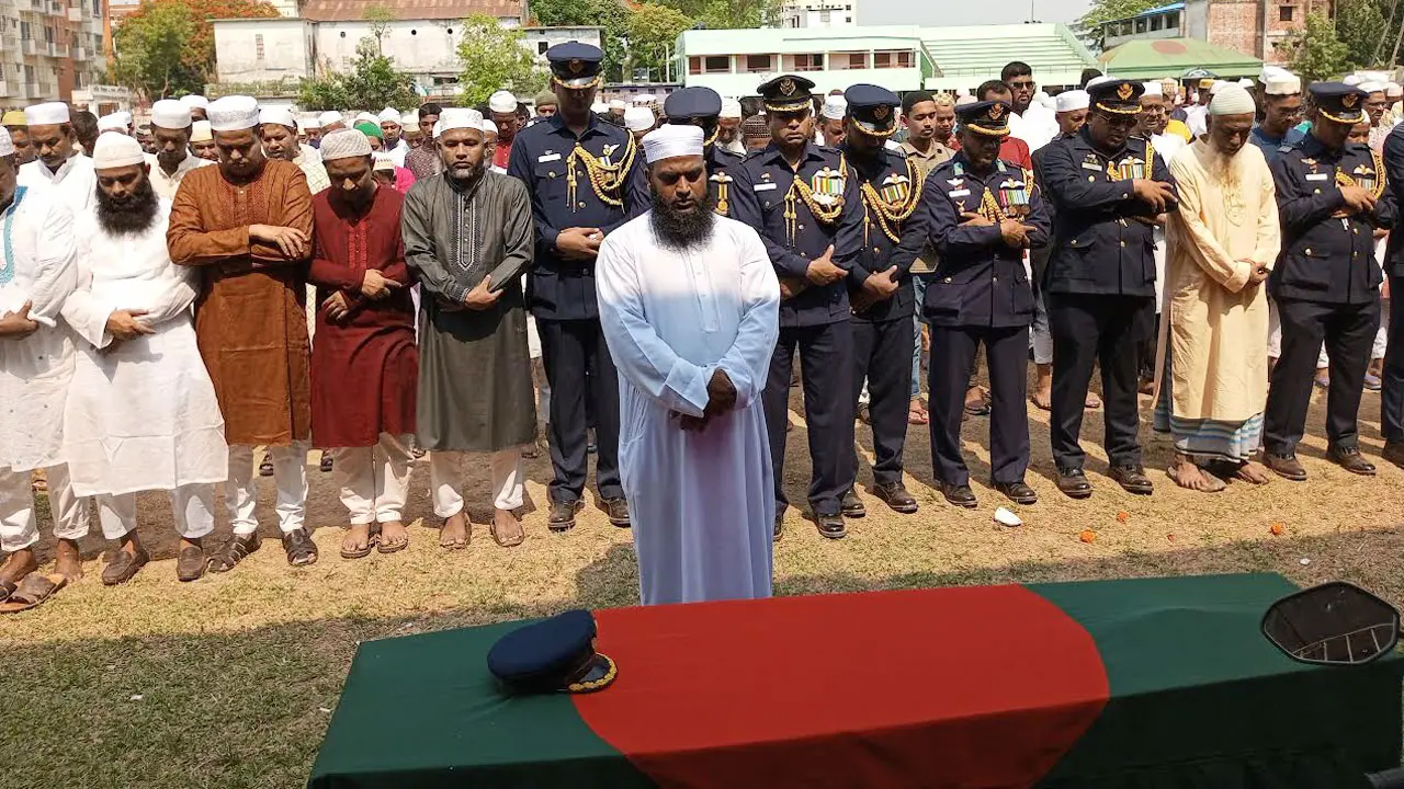মানিকগঞ্জে আসিম জাওয়াদের জানাজায় হাজারো মানুষ