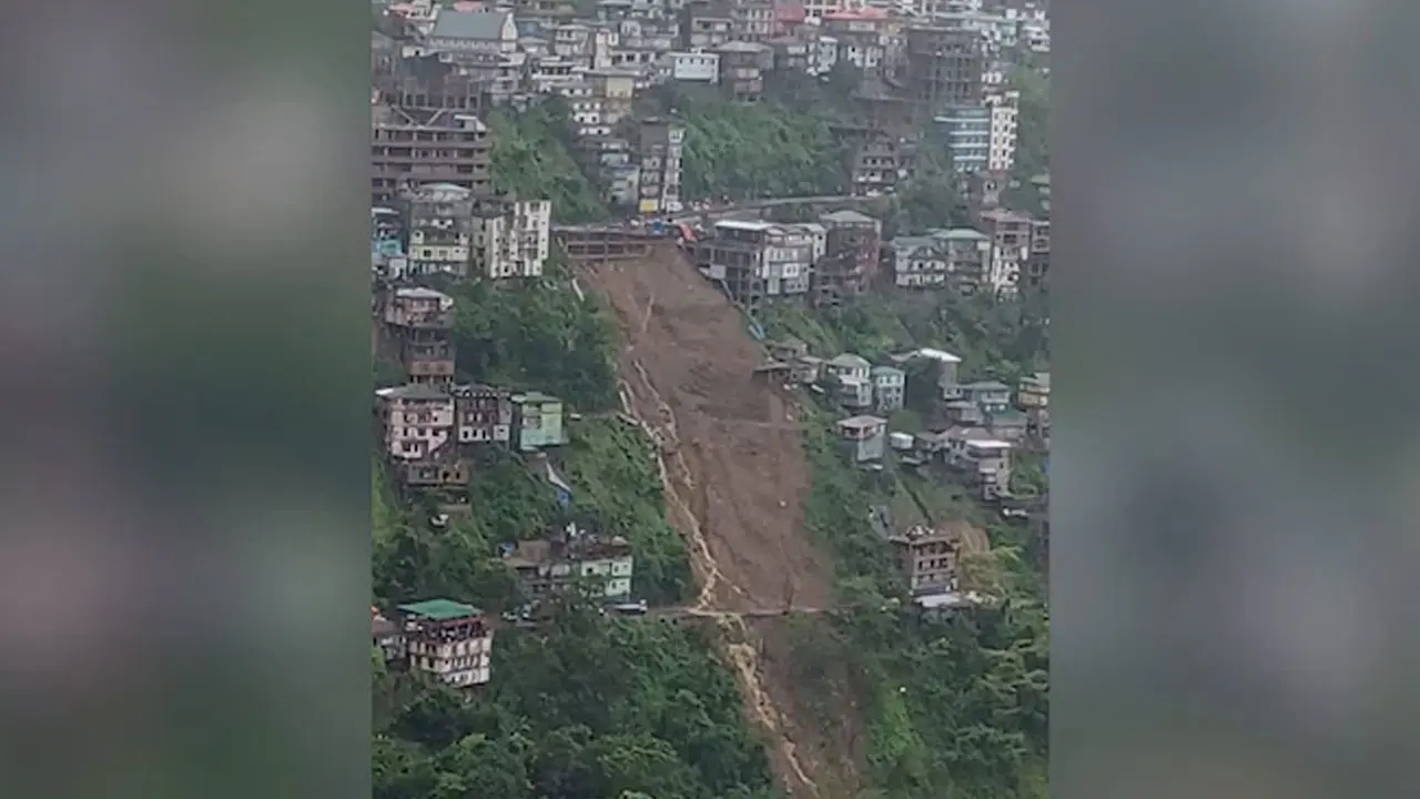 ভারী বর্ষণ ও ভূমিধস, উত্তর-পূর্ব ভারতের ৪ রাজ্যে নিহত অন্তত ৩৬