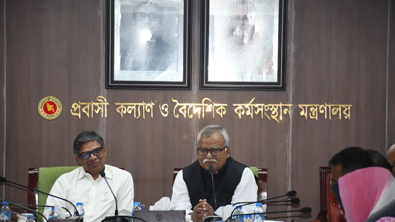 নির্ধারিত সময়ের মধ্যে মালয়েশিয়ায় কর্মী পাঠাতে কাজ করছে সরকার