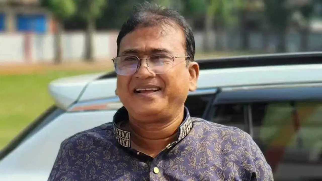 ‘আমি হঠাৎ দিল্লি যাচ্ছি, সঙ্গে ভিআইপি আছে’