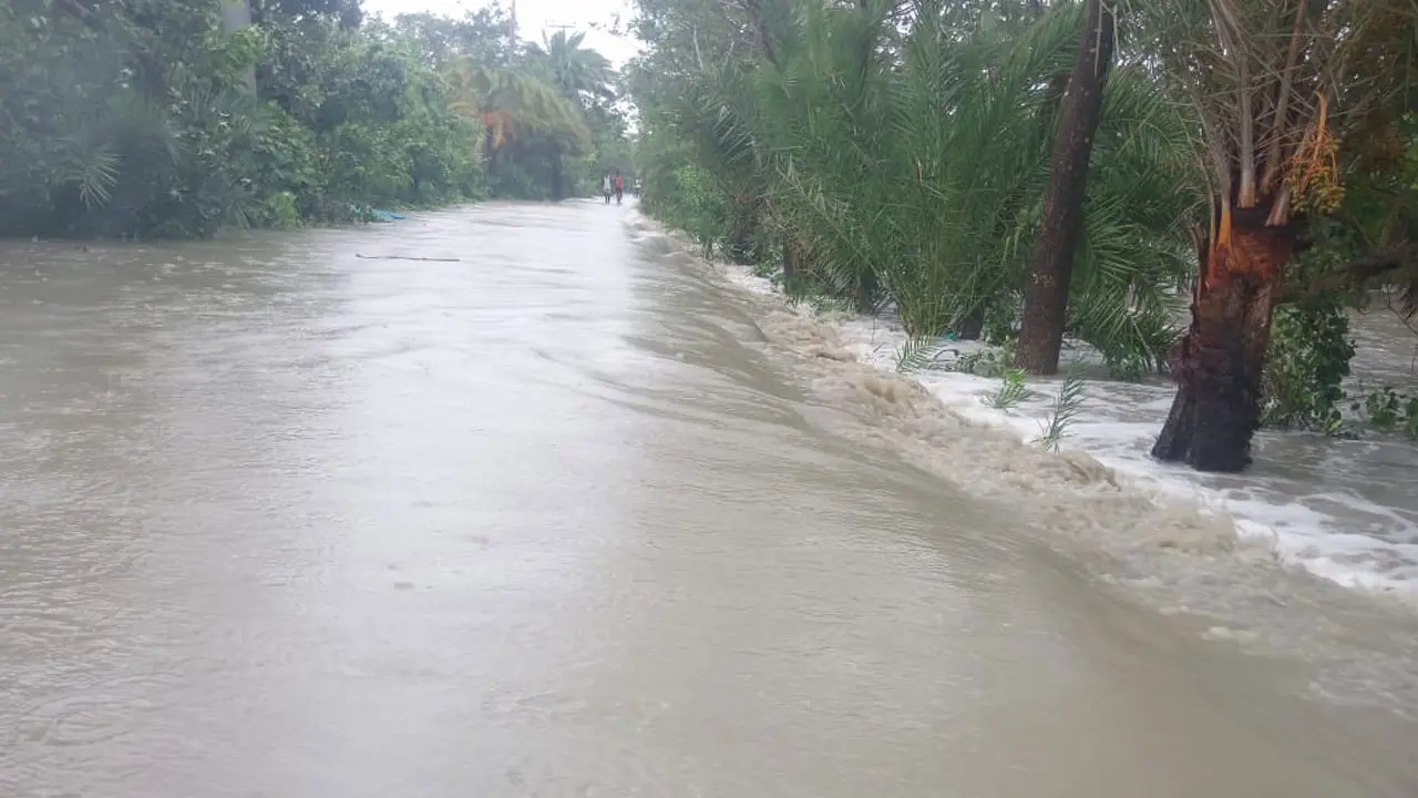 ফের জোয়ারে প্লাবিত নিঝুমদ্বীপ, পানিবন্দি ৩০ হাজার মানুষ