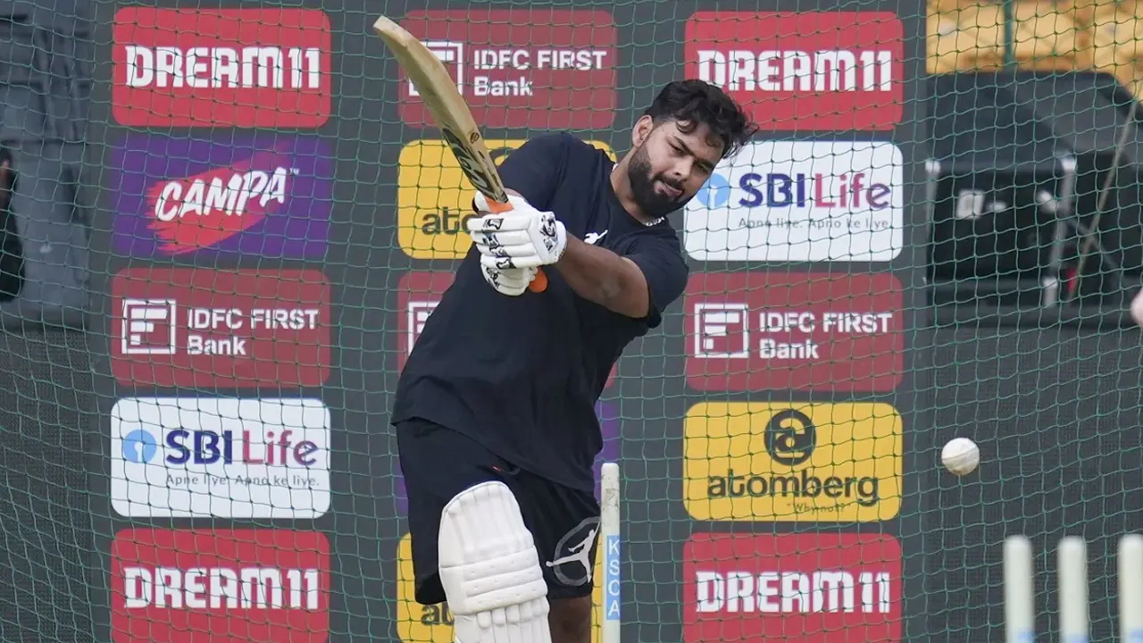 ‘১৬ কেজি’ ওজন কমিয়ে বিশ্বকাপ দলে পান্ত
