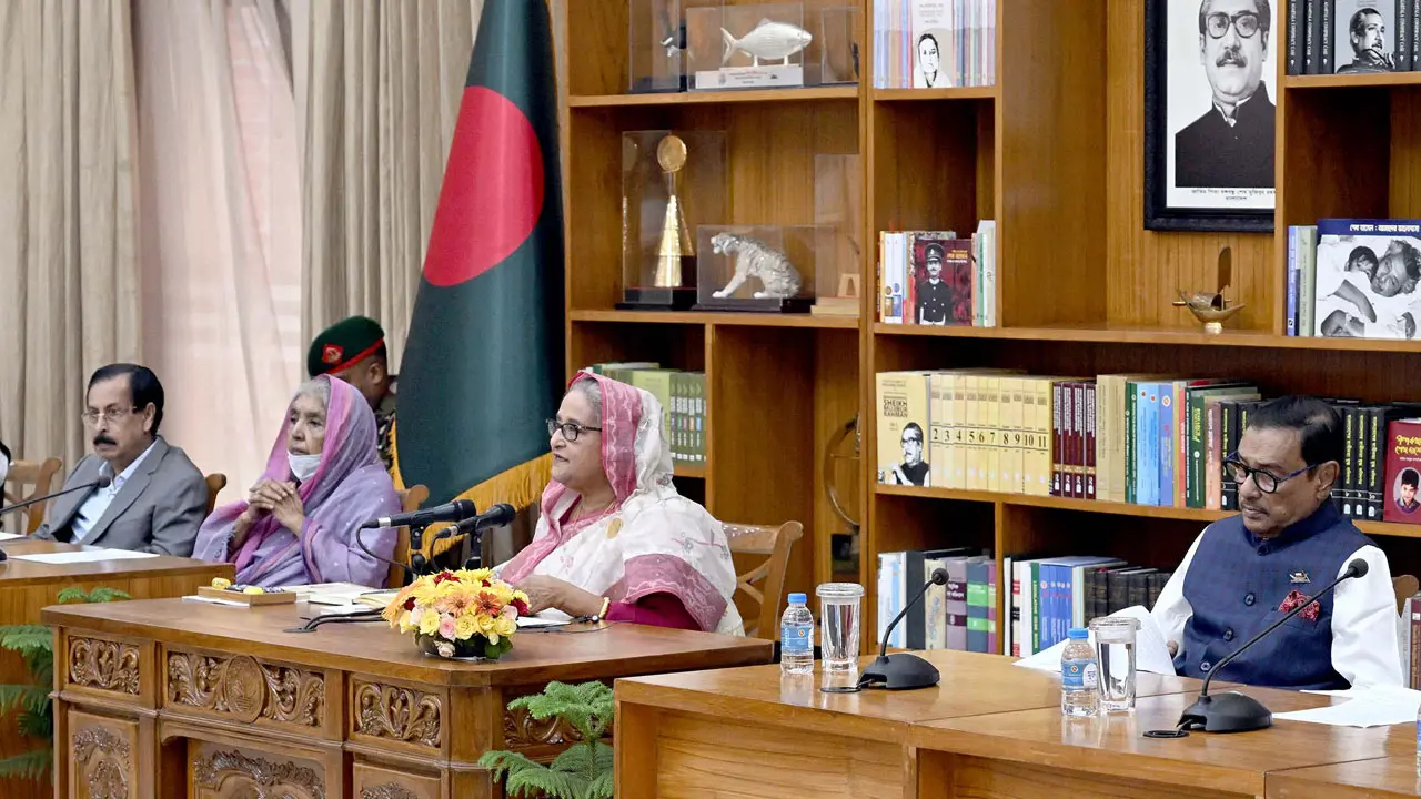 থাইল্যান্ড চাইলে আমাদের সমুদ্র সৈকতে জায়গা দেবো : প্রধানমন্ত্রী