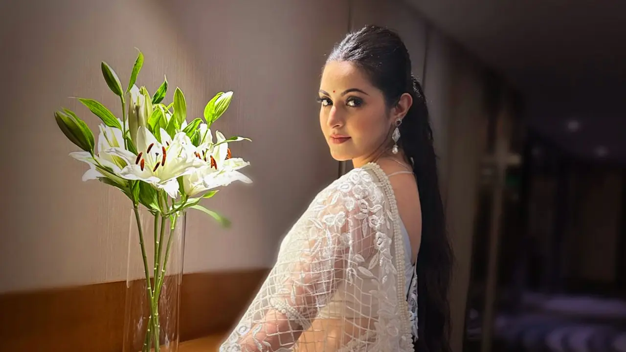 ‘কীভাবে দত্তক নিলাম, কেন নিলাম— তার চেয়ে বড় পরিচয় আমি ওর মা’