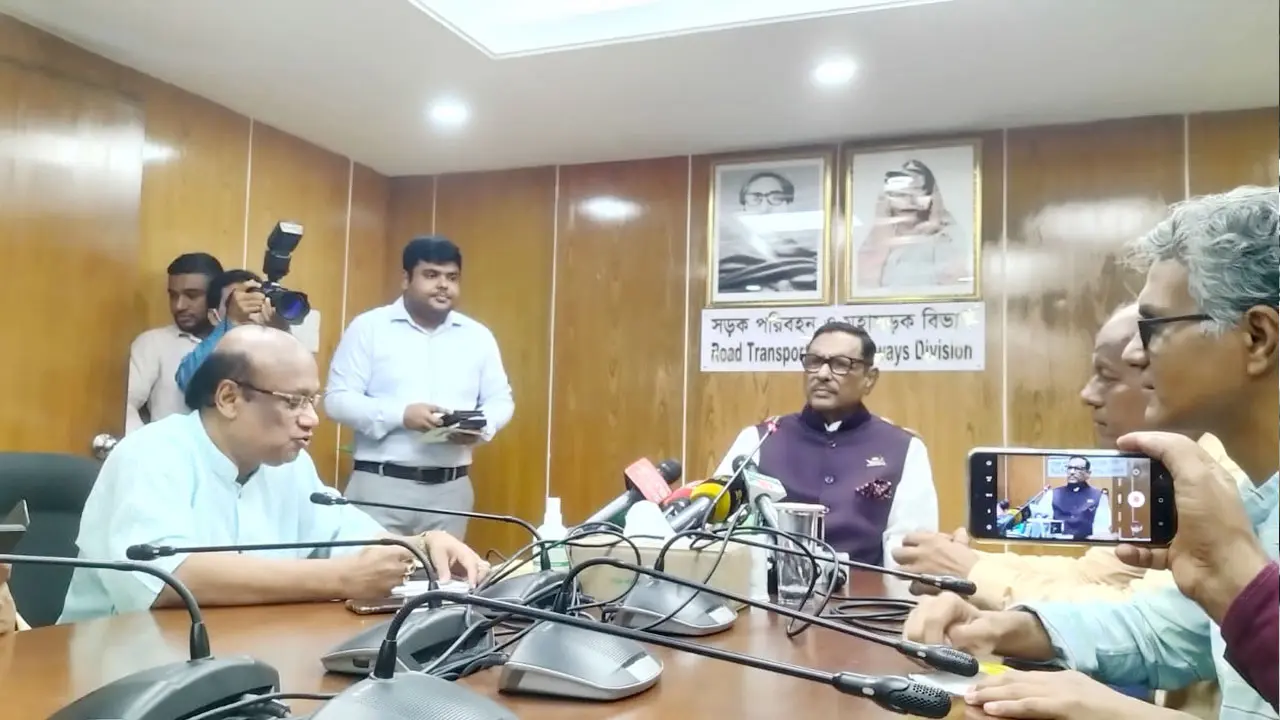 বিএনপি সব হারিয়ে ভারতীয় পণ্যকে ইস্যু হিসেবে বেছে নিয়েছে