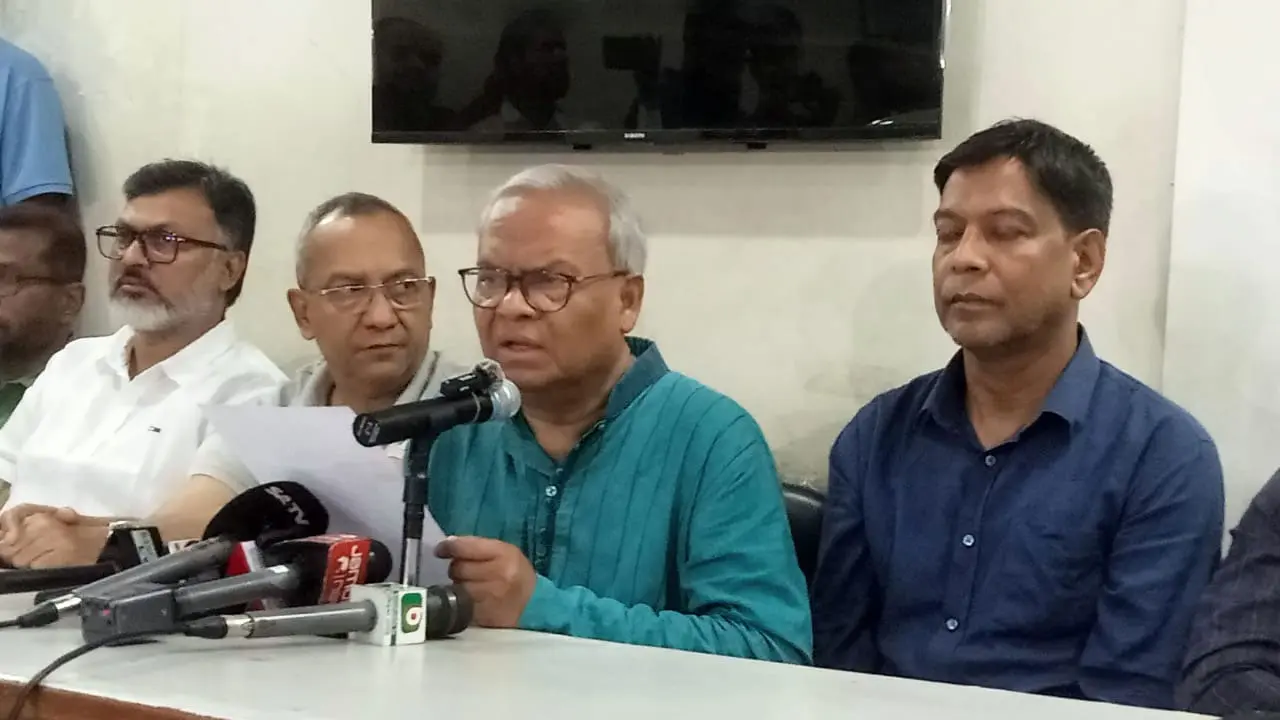 বায়বীয় সরকারকে রক্ষায় বিশেষ বাহিনী গঠন করা হয়েছে : রিজভী