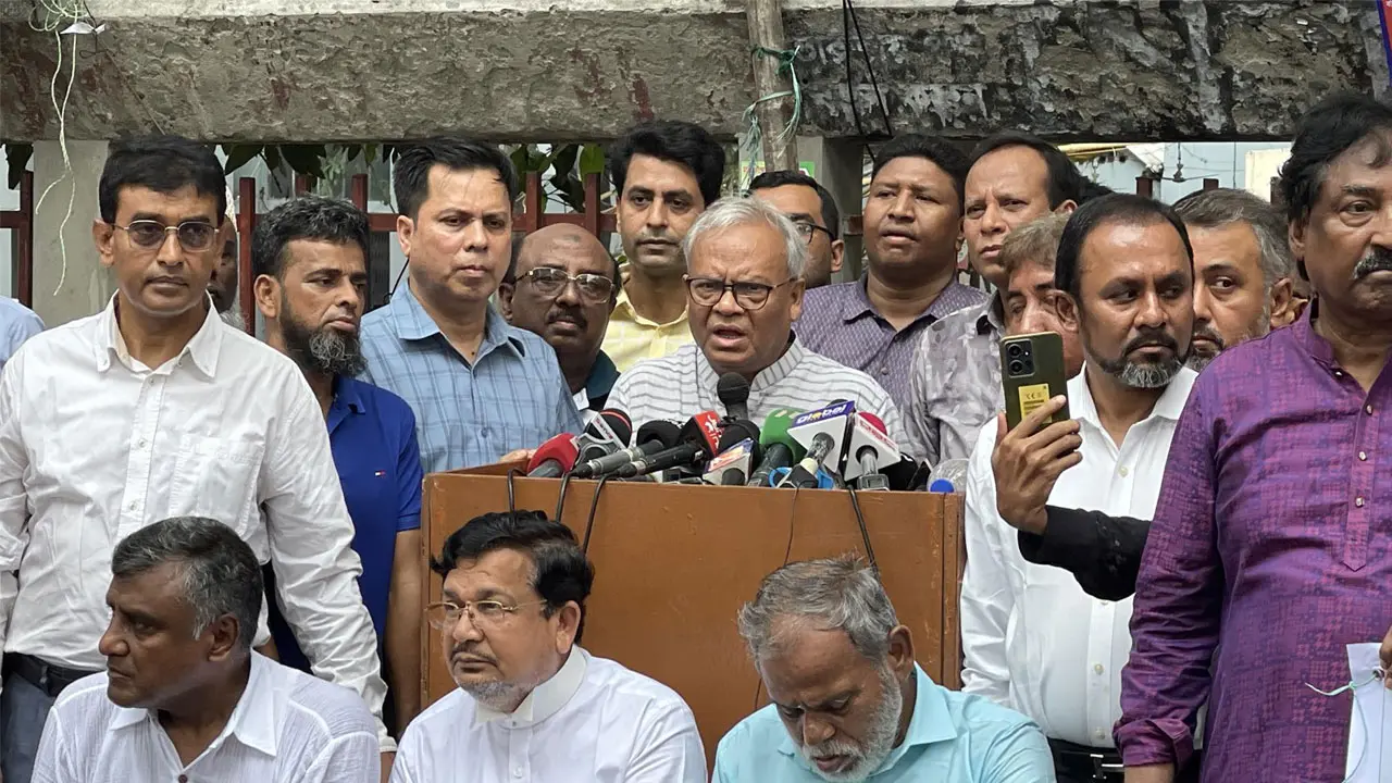যাদের ঘড়ির দাম ৫০ লাখ, তারা রিকশাচালকদের মর্ম কীভাবে বুঝবে
